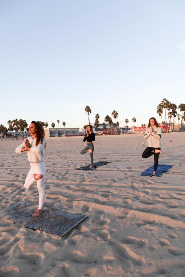Ocean Front Vortex Female Hostel Private Rooms Free Bikes Los Ángeles Exterior foto