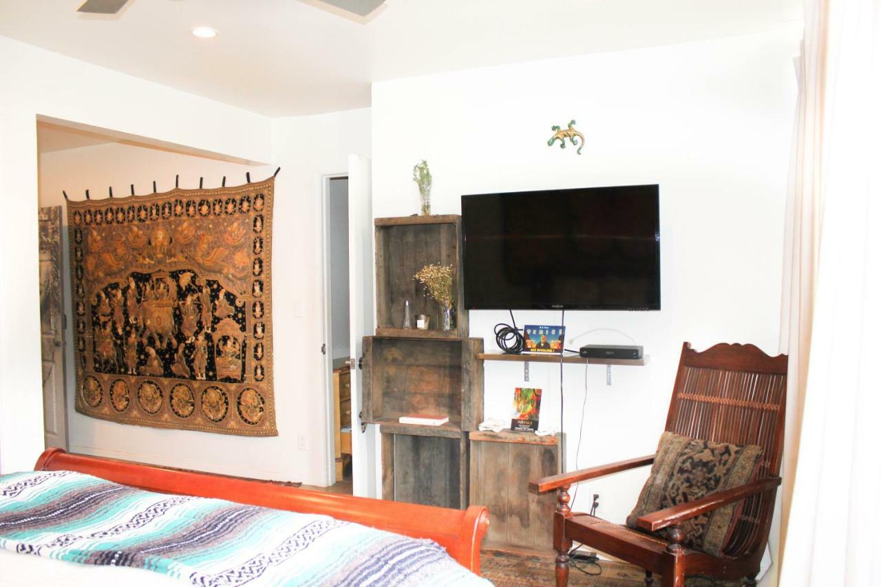 Ocean Front Vortex Female Hostel Private Rooms Free Bikes Los Ángeles Exterior foto