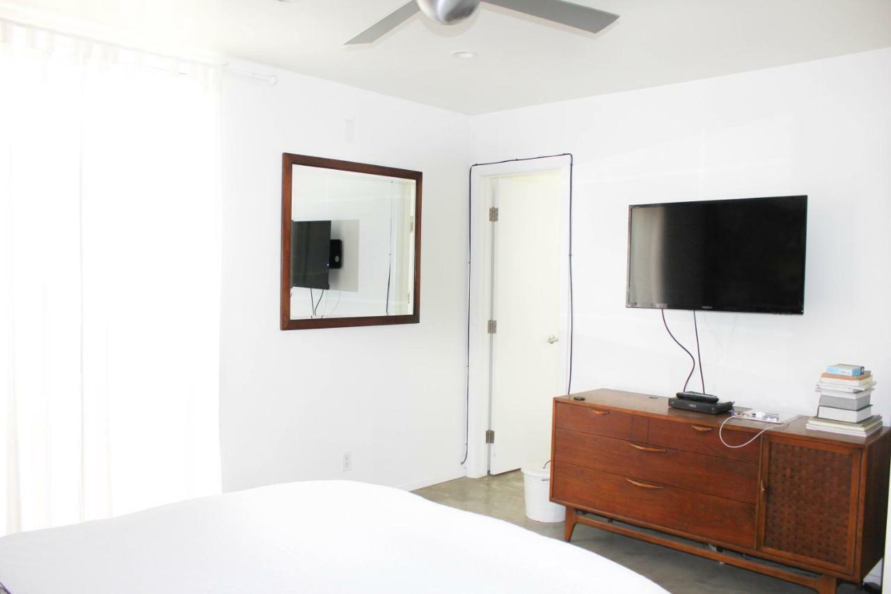 Ocean Front Vortex Female Hostel Private Rooms Free Bikes Los Ángeles Exterior foto